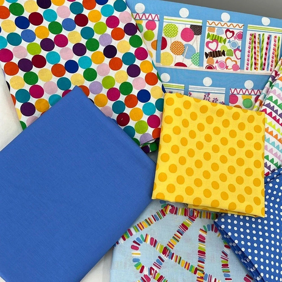 Fabric Box - Mixed Assortment- Close To 5 LBS - NEW - Picture 2 of 3